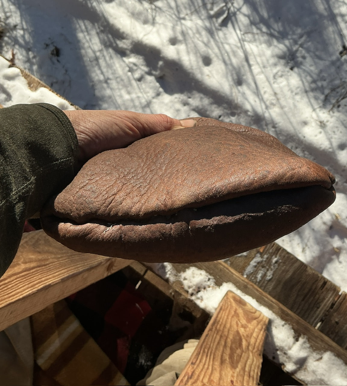 Montana Elk Natural Bark Tan Bag…Elk Antler Button